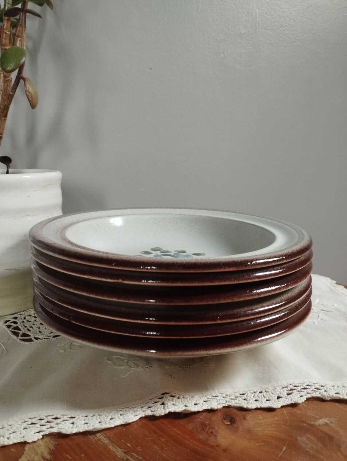 Soup plates, beige stoneware with gray/blue flower by MBFA Pornic model Fanchon, set of 6