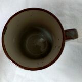 Mug in sandstone