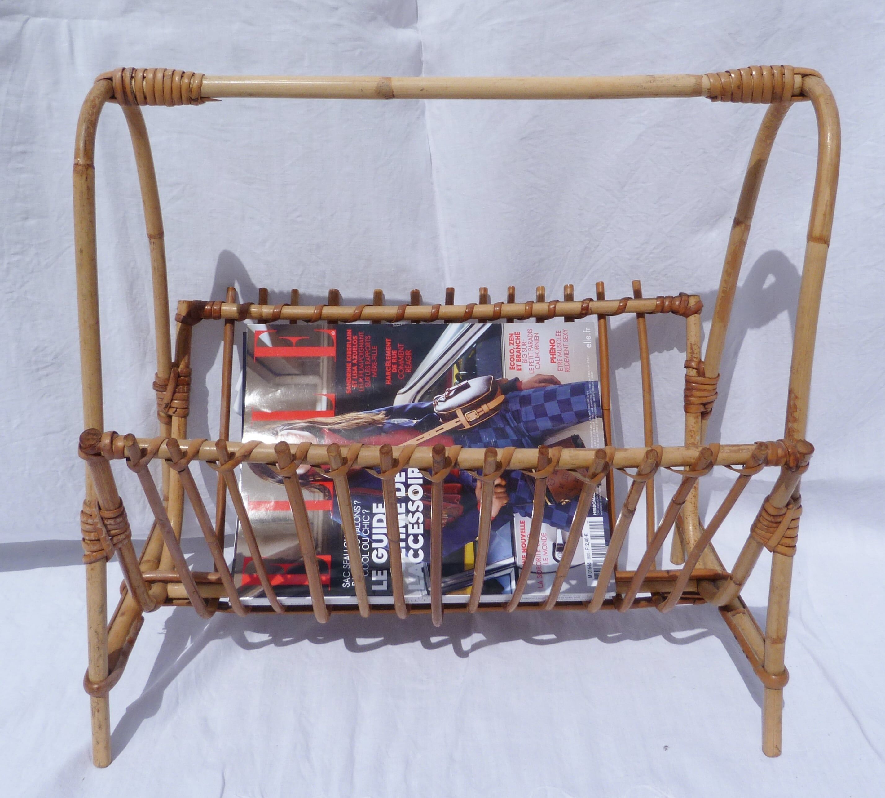 Magazine rack in bamboo