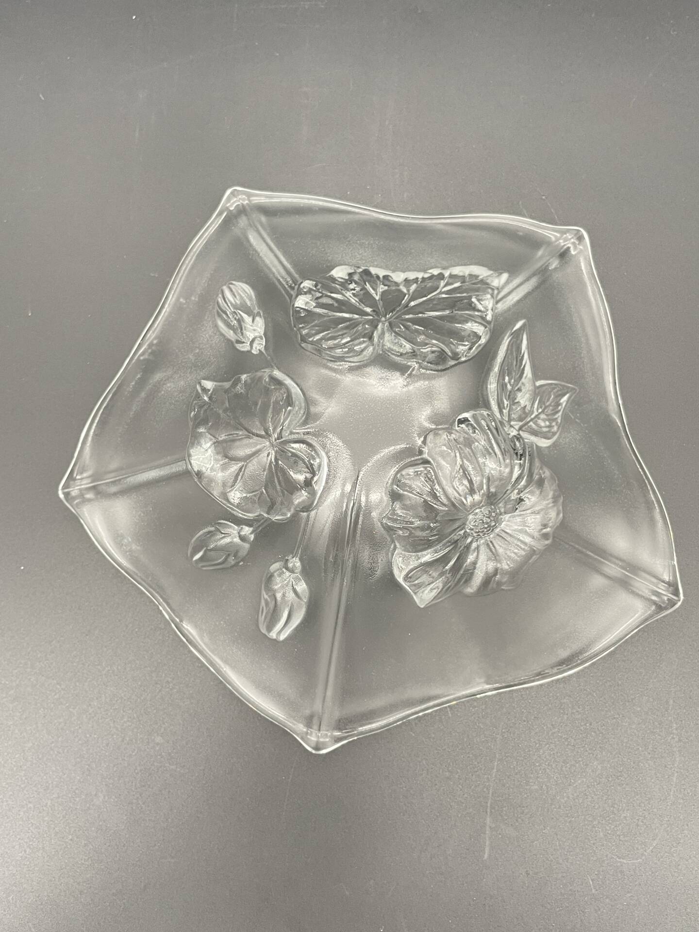 Small vintage glass bowl with flowers Walther Glas – Evita, Germany
