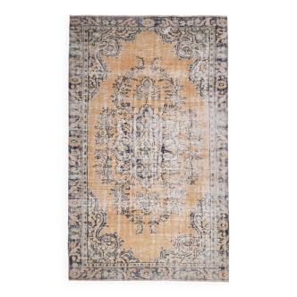 Tapis en laine orange pêche vintage