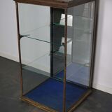 Mahogany showcase painted at the end of the nineteenth century