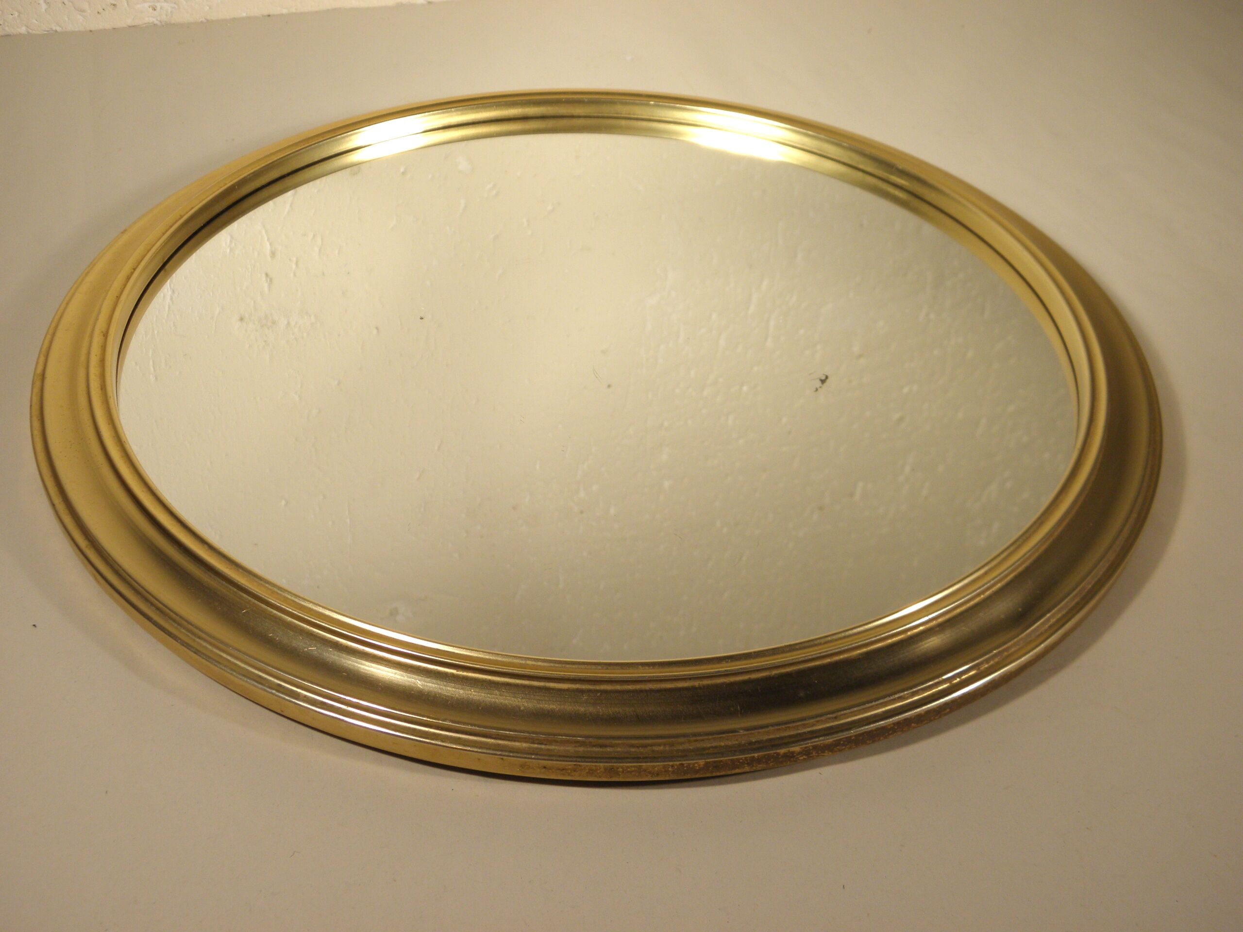 Round mirror gilded metal 40 cm