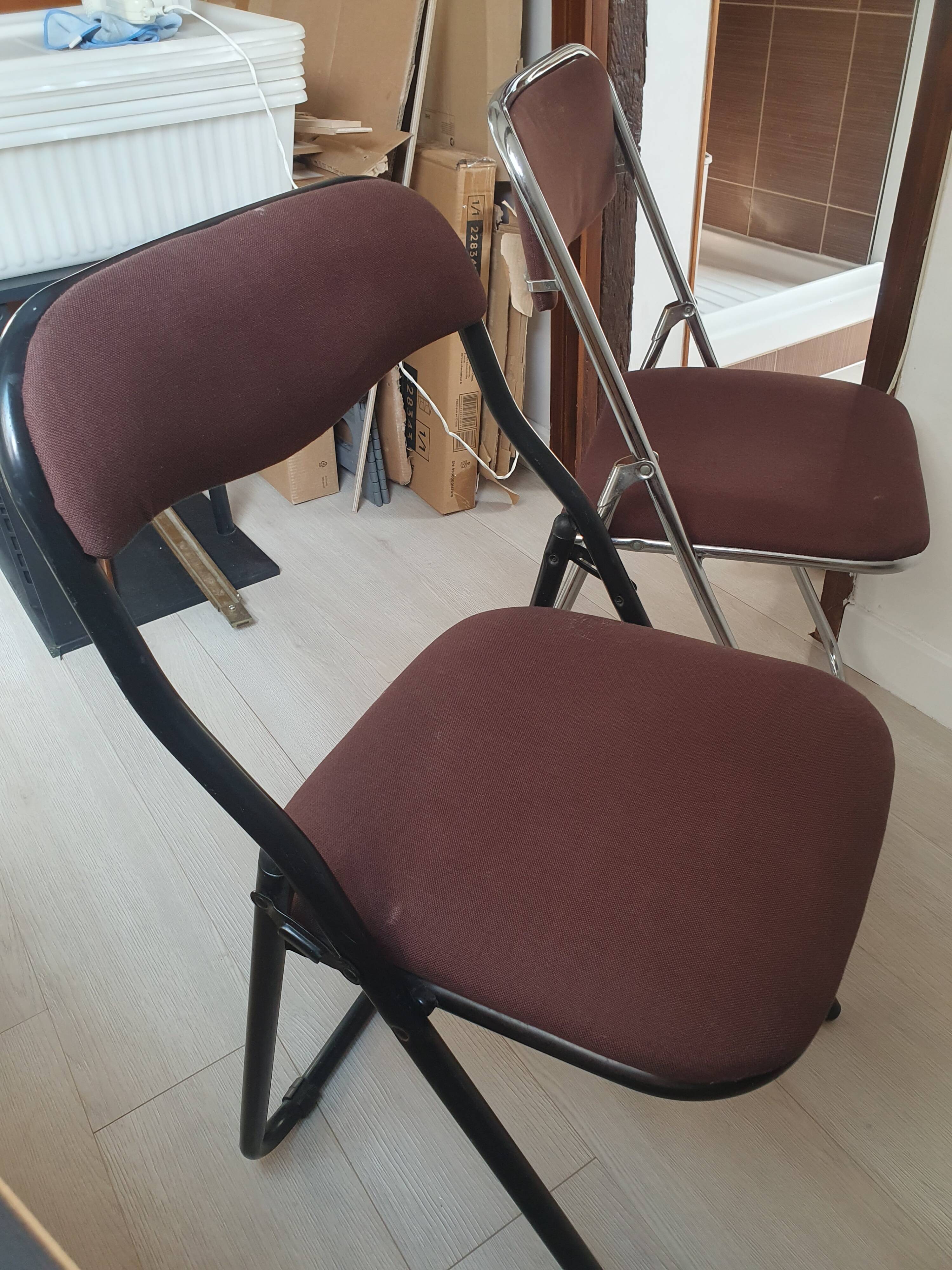 Set of 2 vintage folding chairs (or sold individually)