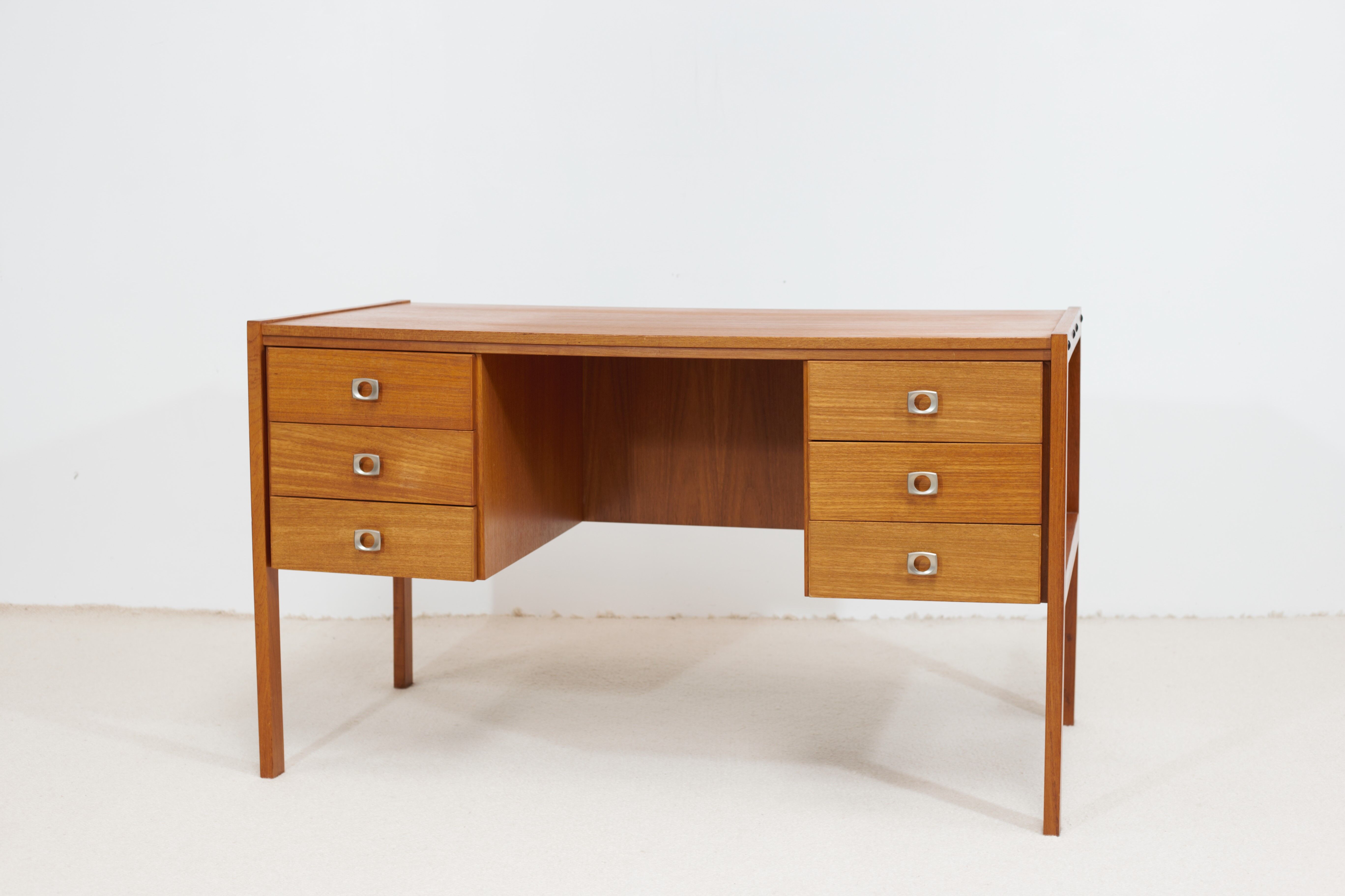 Danish office in teak