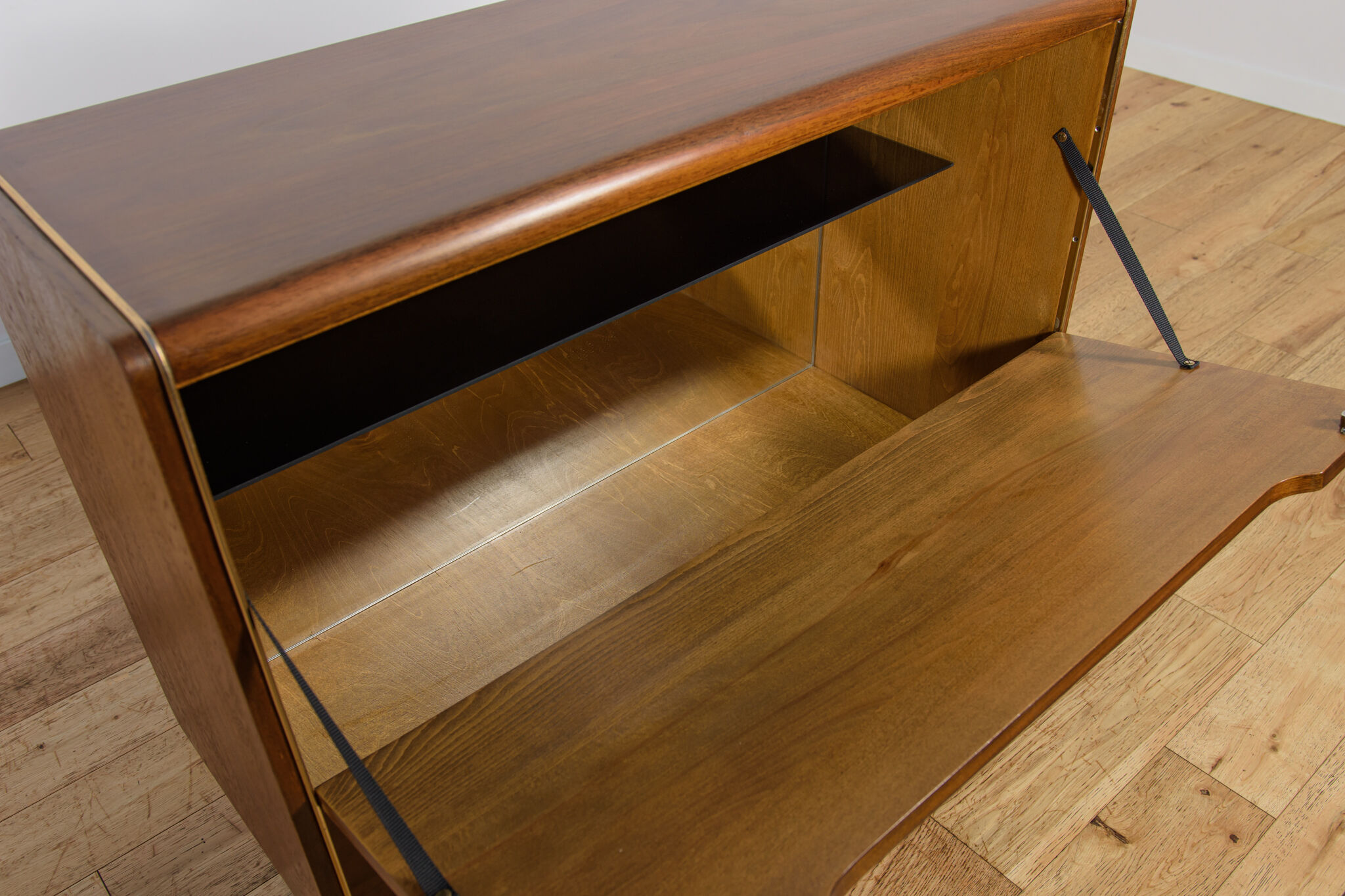 Mid-century model U391 bar cabinet by Bohumil Landsman for Jitona, Czechoslovakia, 1960s