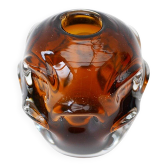 Mid-century modern biomorphic-shaped handmade crystal vase in amber and brown attributed to Börne Augustsson for Åseda, Sweden