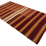 Tapis d’orient.260x139 cm