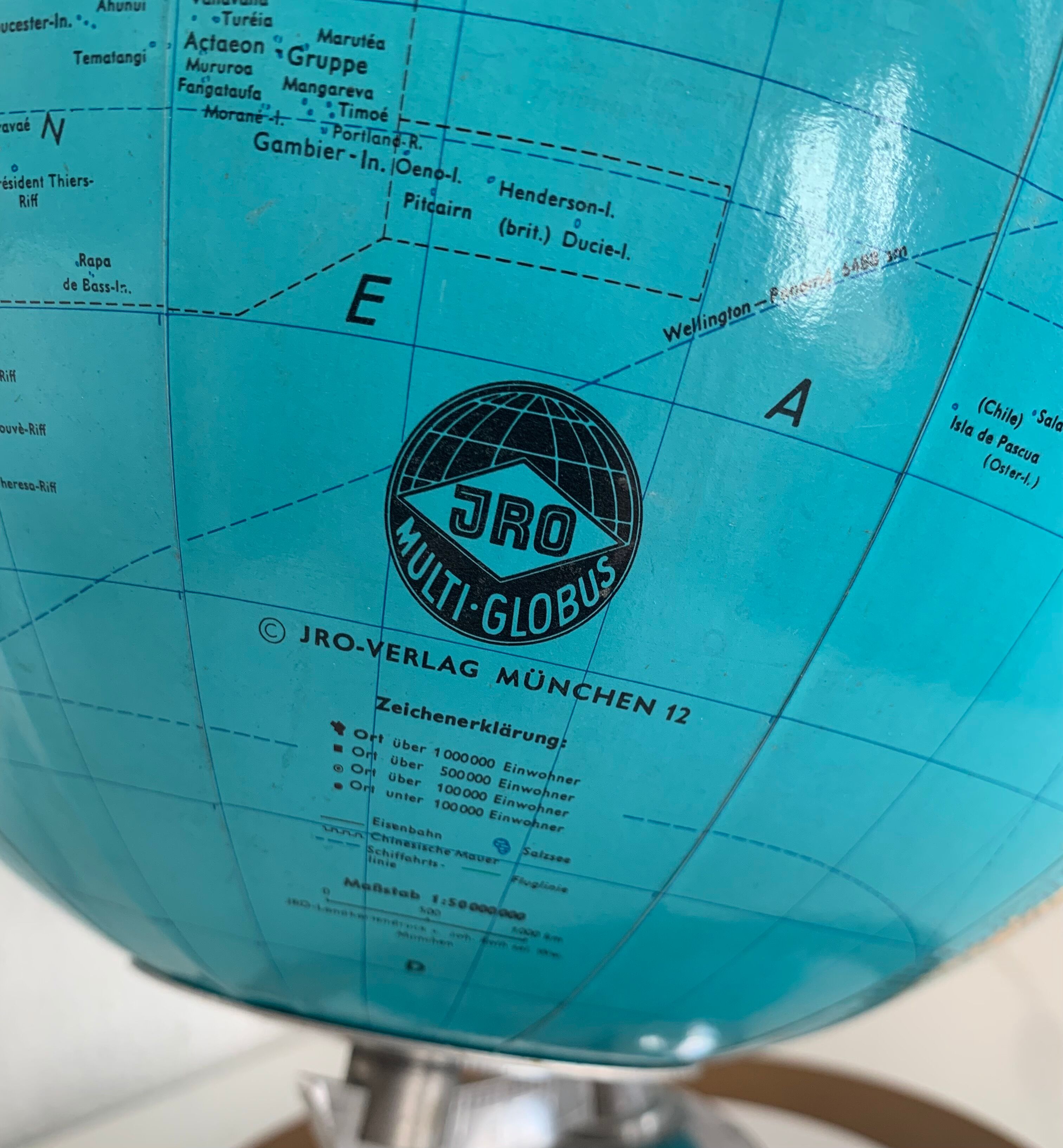 Vintage terrestrial globe 1960 Glass JRO Verlag - 36 cm
