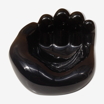 Empty ceramic hand shape pocket