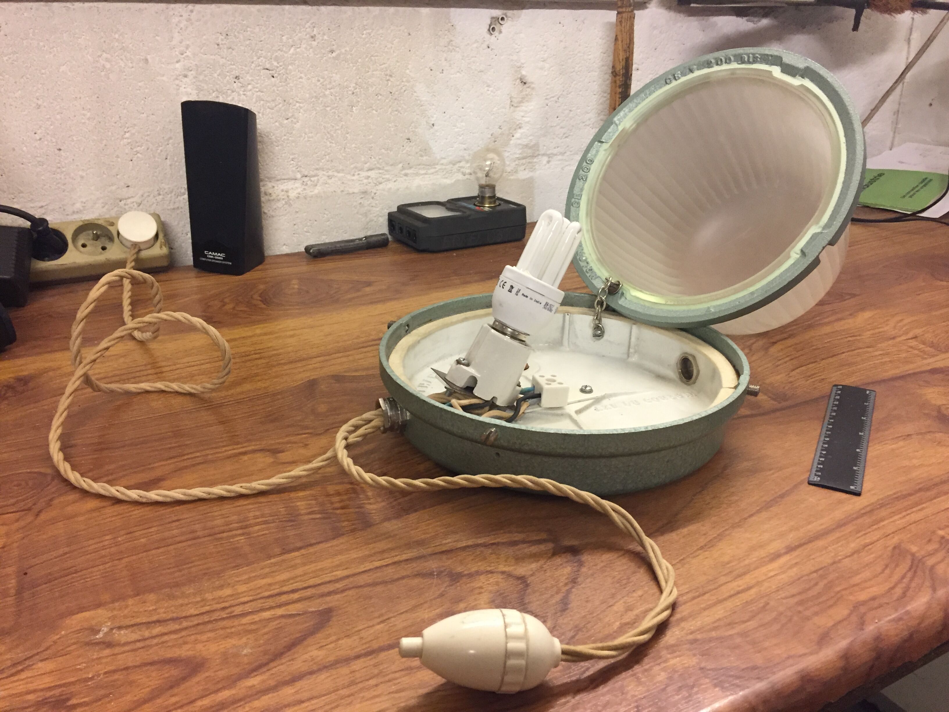 Pair of bedside Holophane with switch lamps PEAR vintage