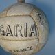 Ballon en cuir cousu " Slingball " Hungaria 1960