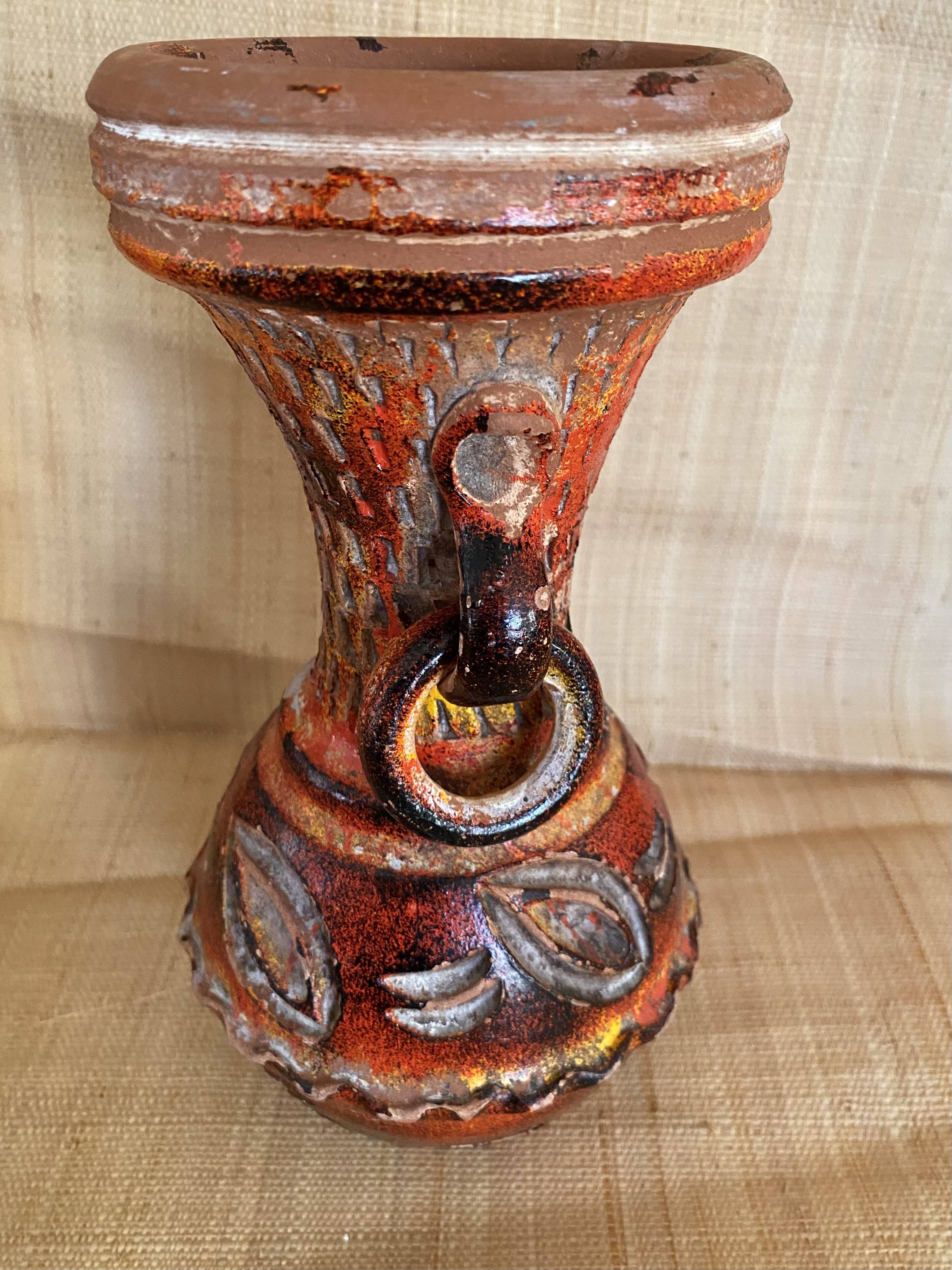 Ceramic vase from the 60s-70s.