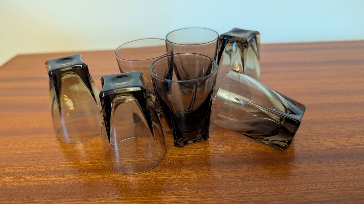 smoked digestif glasses 1970s square base
