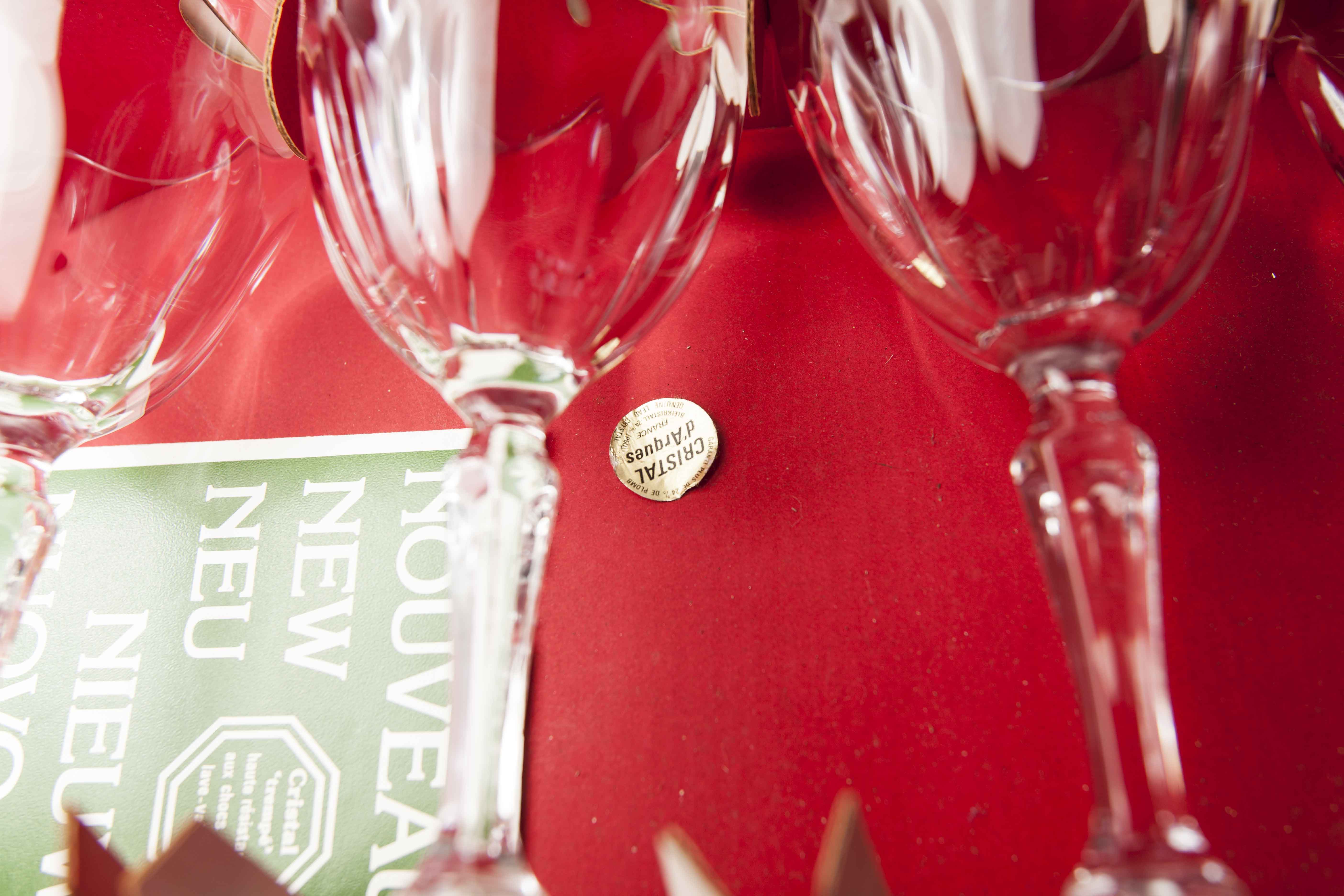 12 Crystal Glasses of Washington model arques