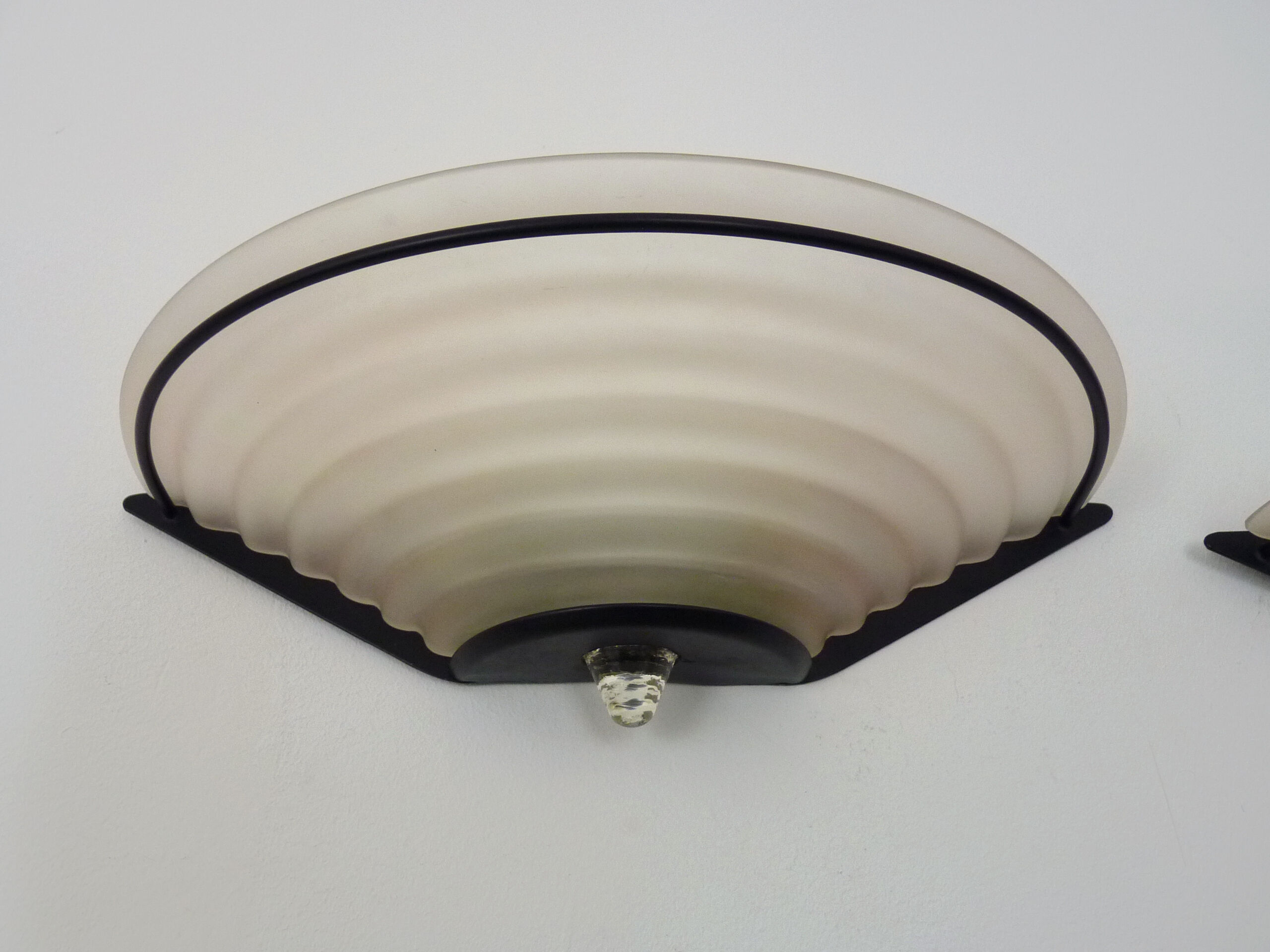 Pair of vintage italian design wall lights in metal and pink frosted glass. year 80