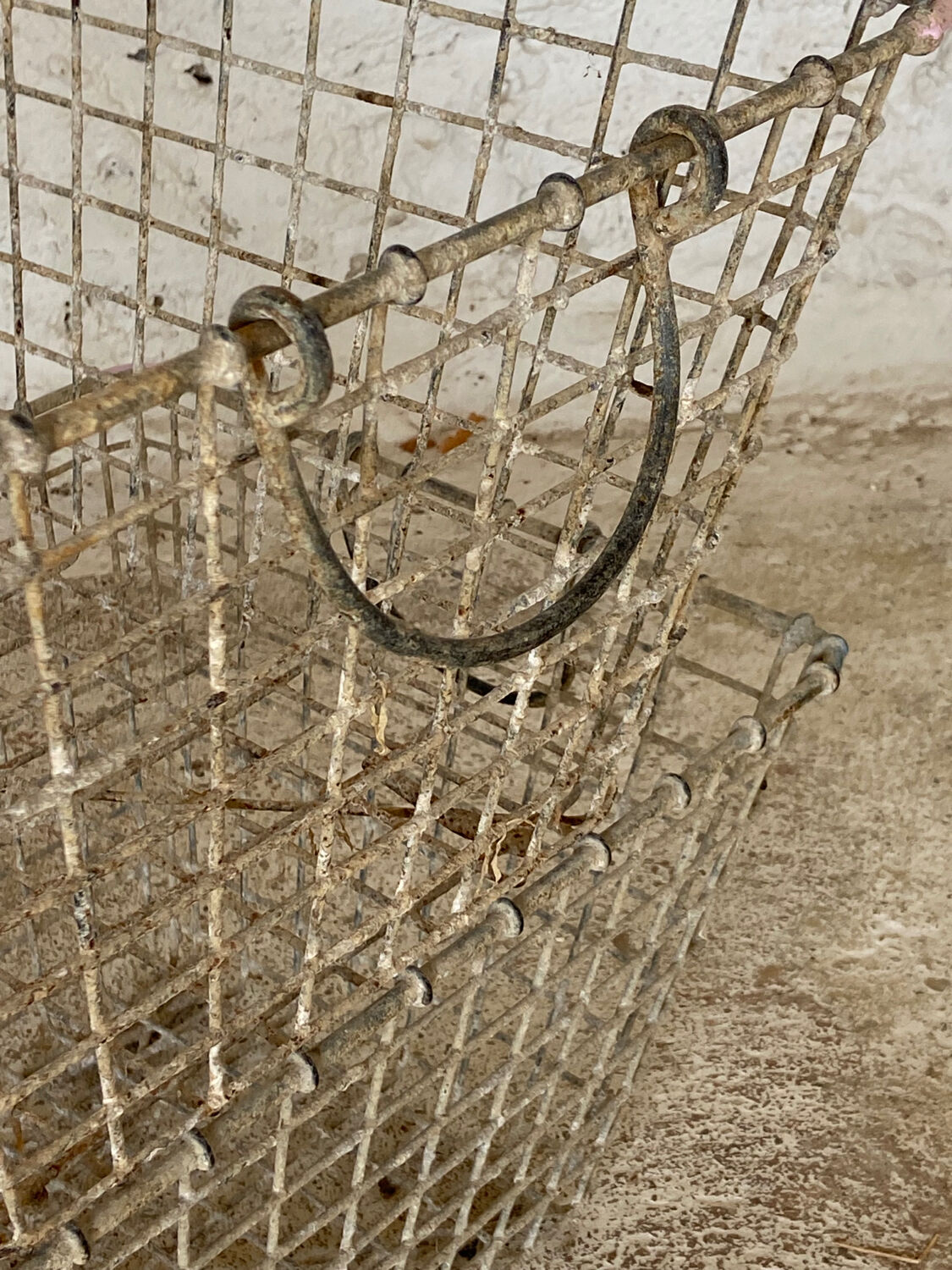 Paire de caisses de rangements en métal