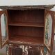 Armoire vitrée en bois ancienne patinée