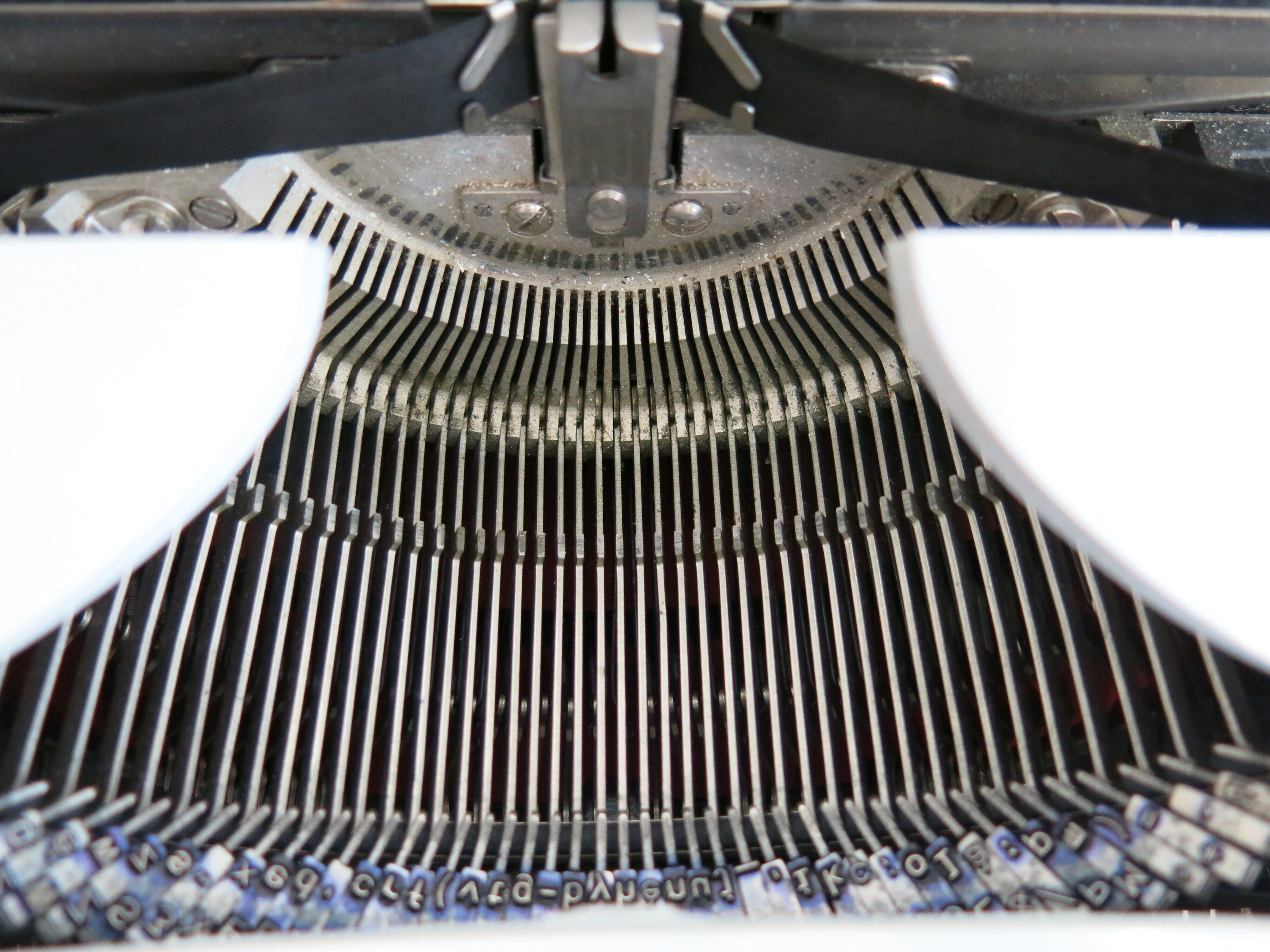 Typewriter Daro Erika Model 60