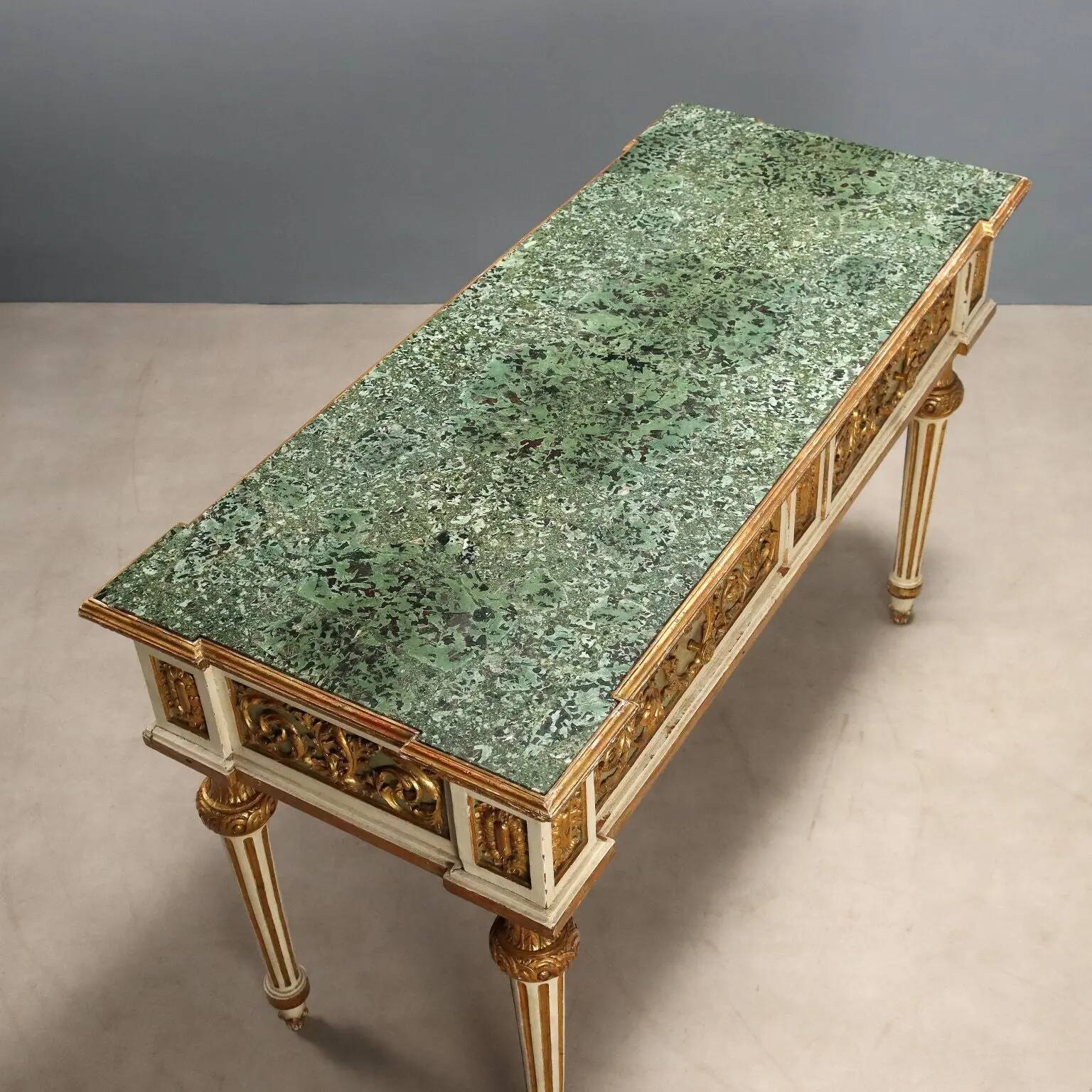 Table éclectique ancienne en bois laqué et marbre, Italie, XIXe siècle