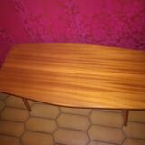 Table low Scandinavian style
