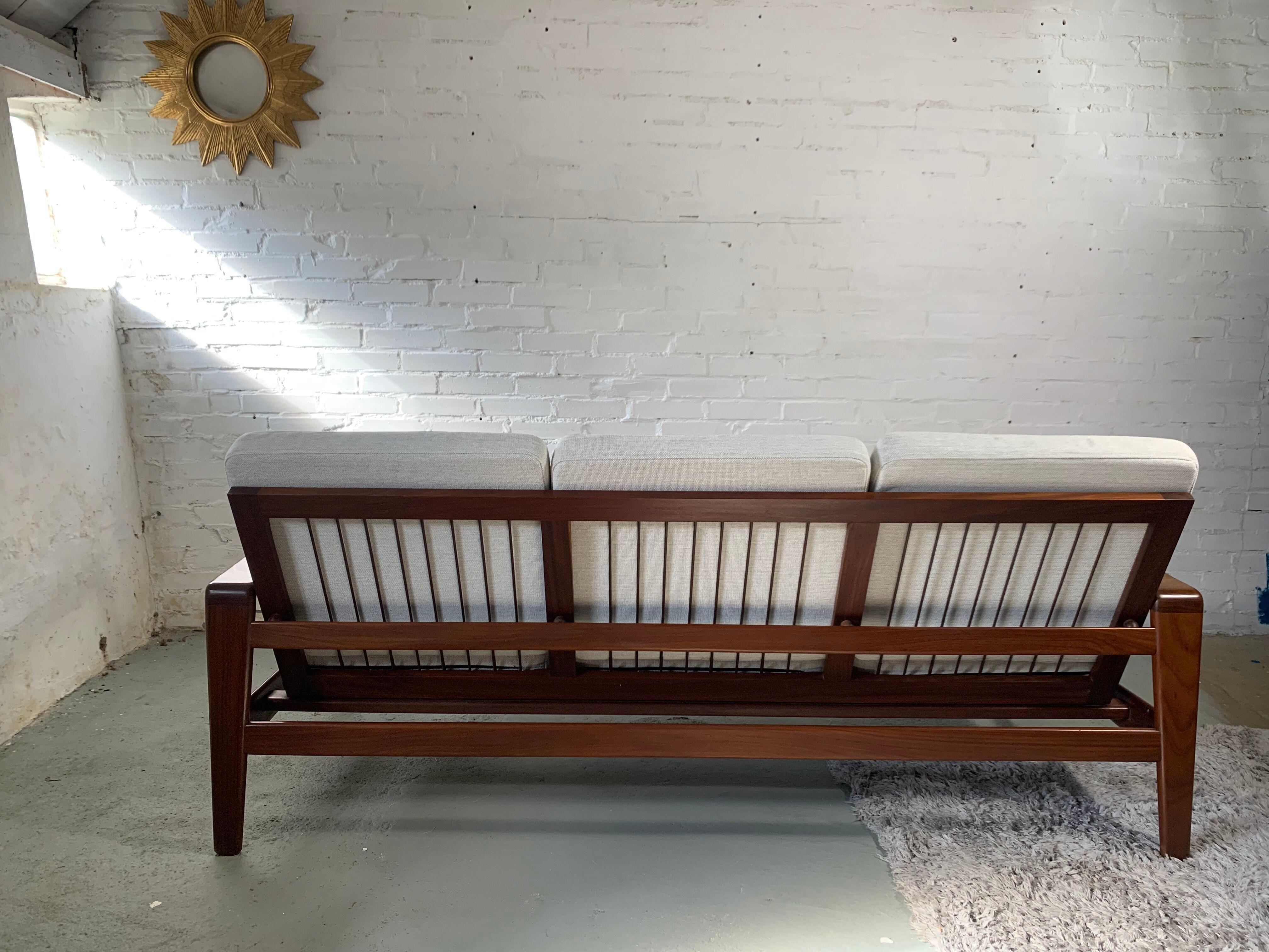 Arne Wahl Iversen Sofa for Komfort, 1960's