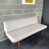 Canapé-lit de repos en teck minerva par Hvidt & Mølgaard, Danemark années 1960