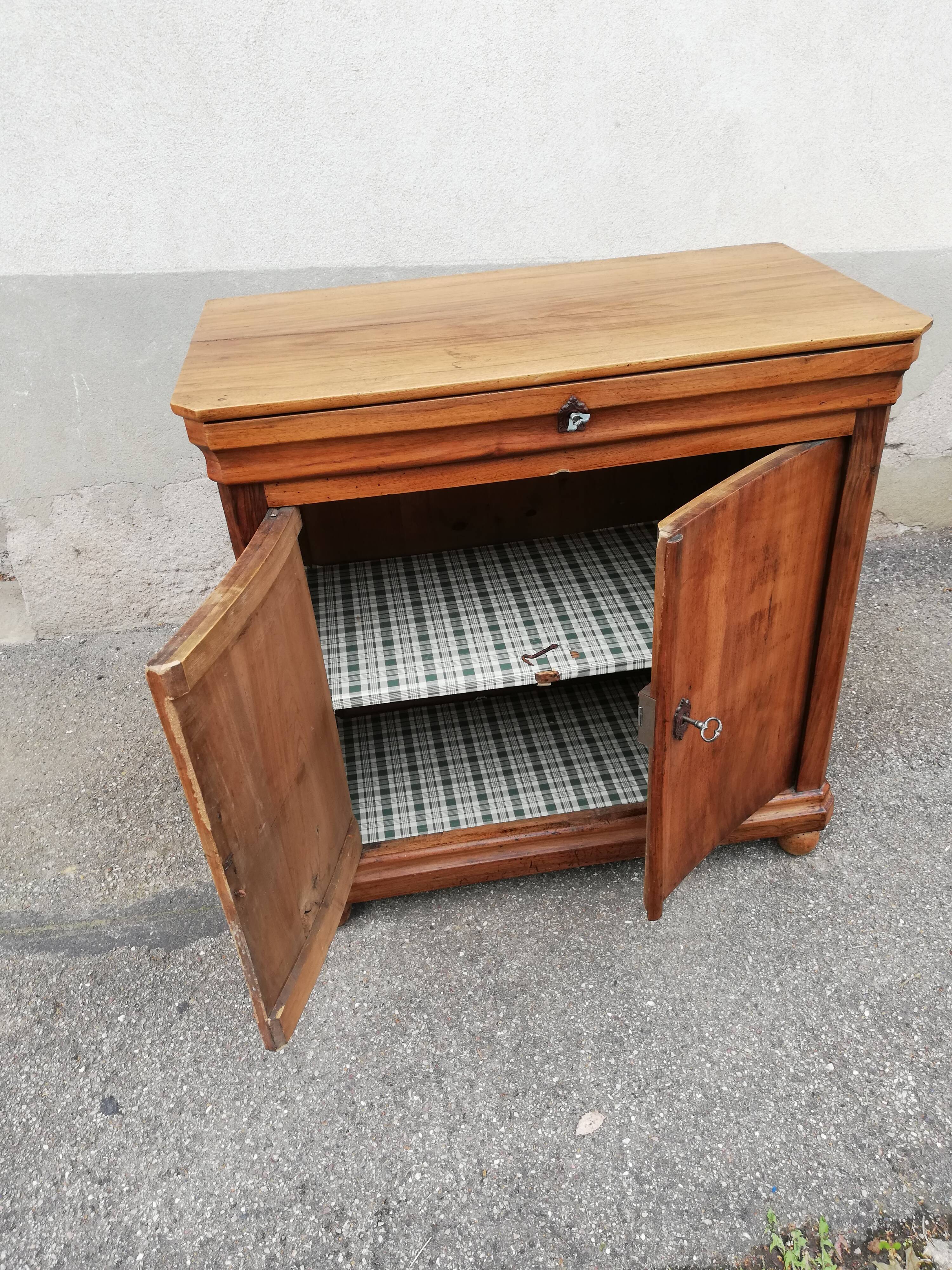 Old walnut buffet 2 doors 1 drawer