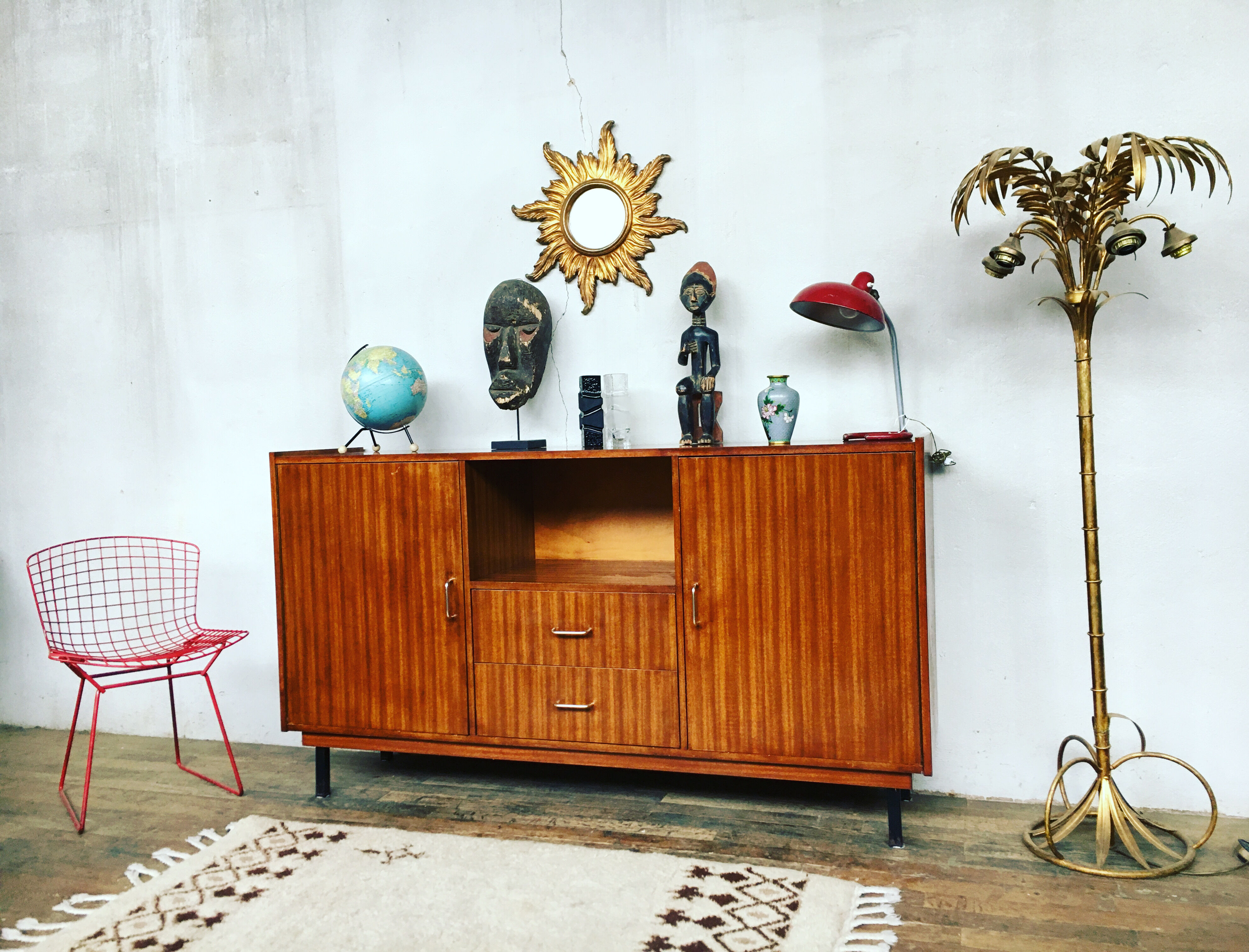 Enfilade meuble tv bahut moderniste vintage rétro en teck pieds métal noir