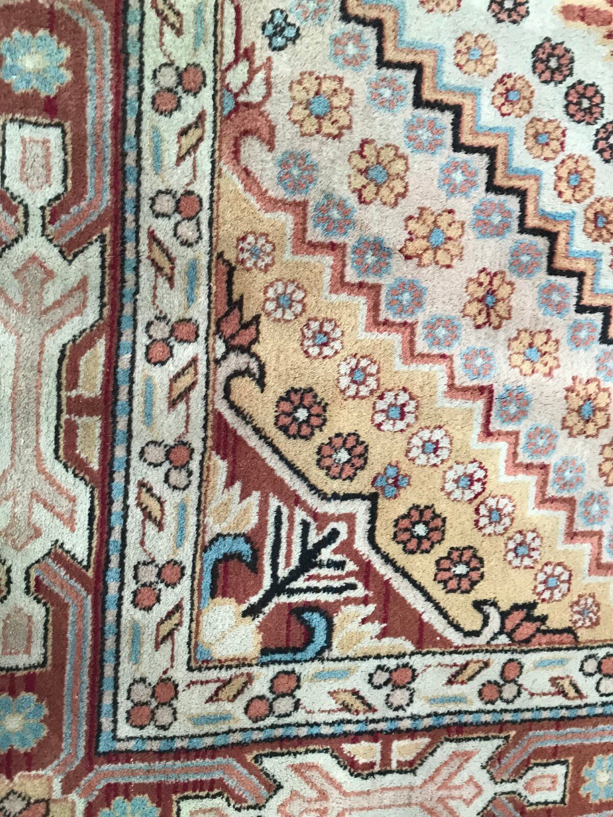 Carpet vintage Sinkiang done hand 178 X 287 CM