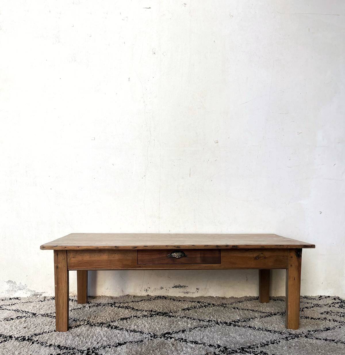 farmhouse coffee table with drawer