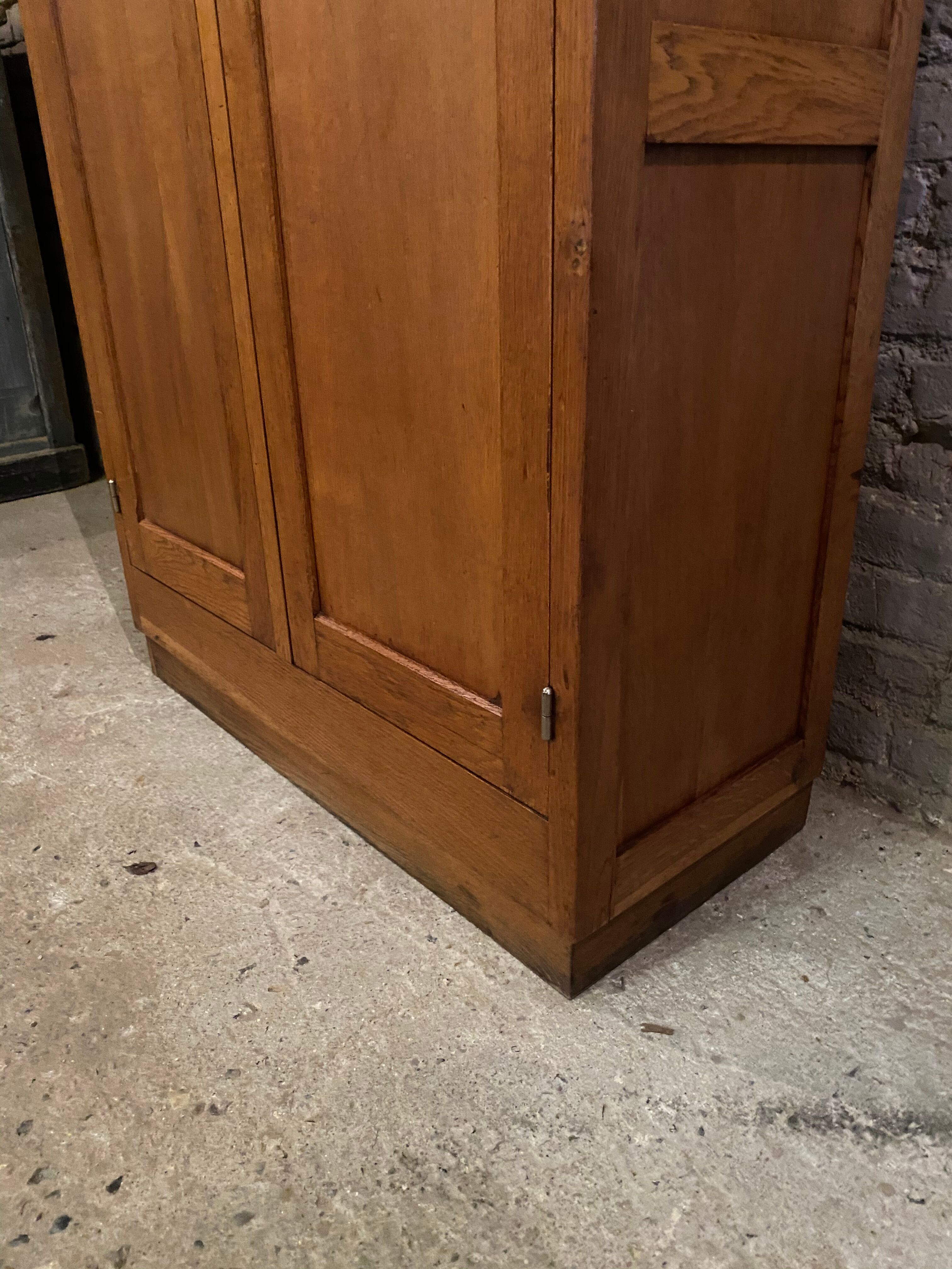 Vintage parisian wardrobe 1940