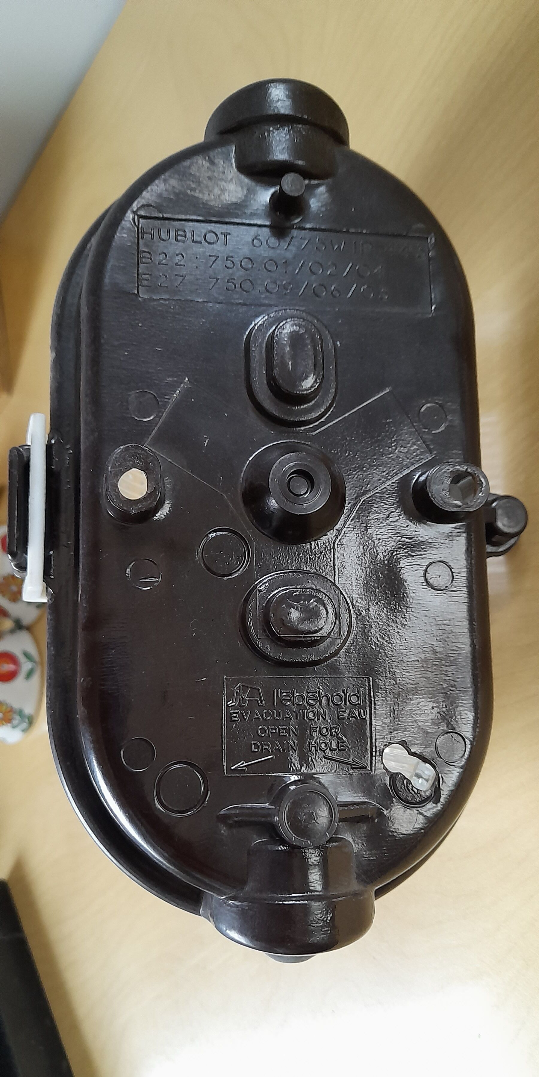 Ebonoid porthole lamp