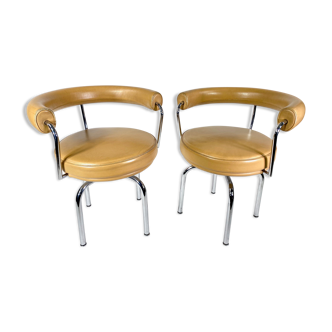 Pair of armchairs Le Corbusier LC7 edition Cassina Year 90
