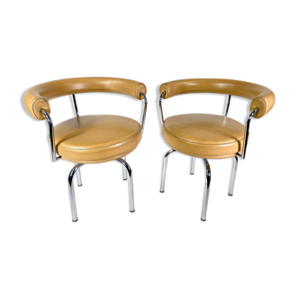 Paire de fauteuils Le Corbusier LC7 édition Cassina Année 90