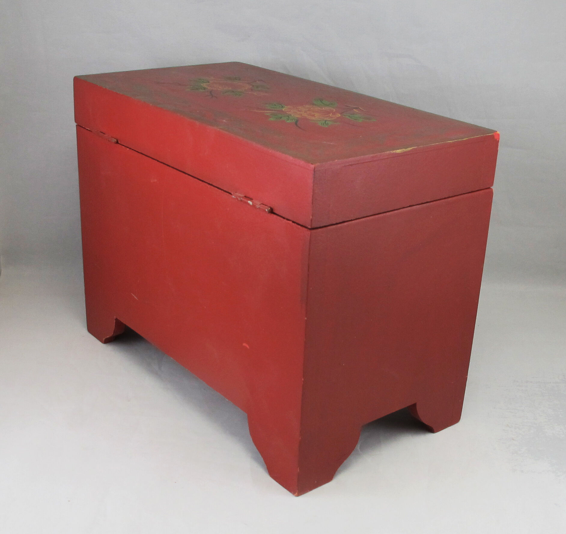 Chinese Chinese Red Lacquer Jewelry Box China