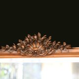 Buffet with mirror in solid walnut. Late 19th century, beautiful piece.