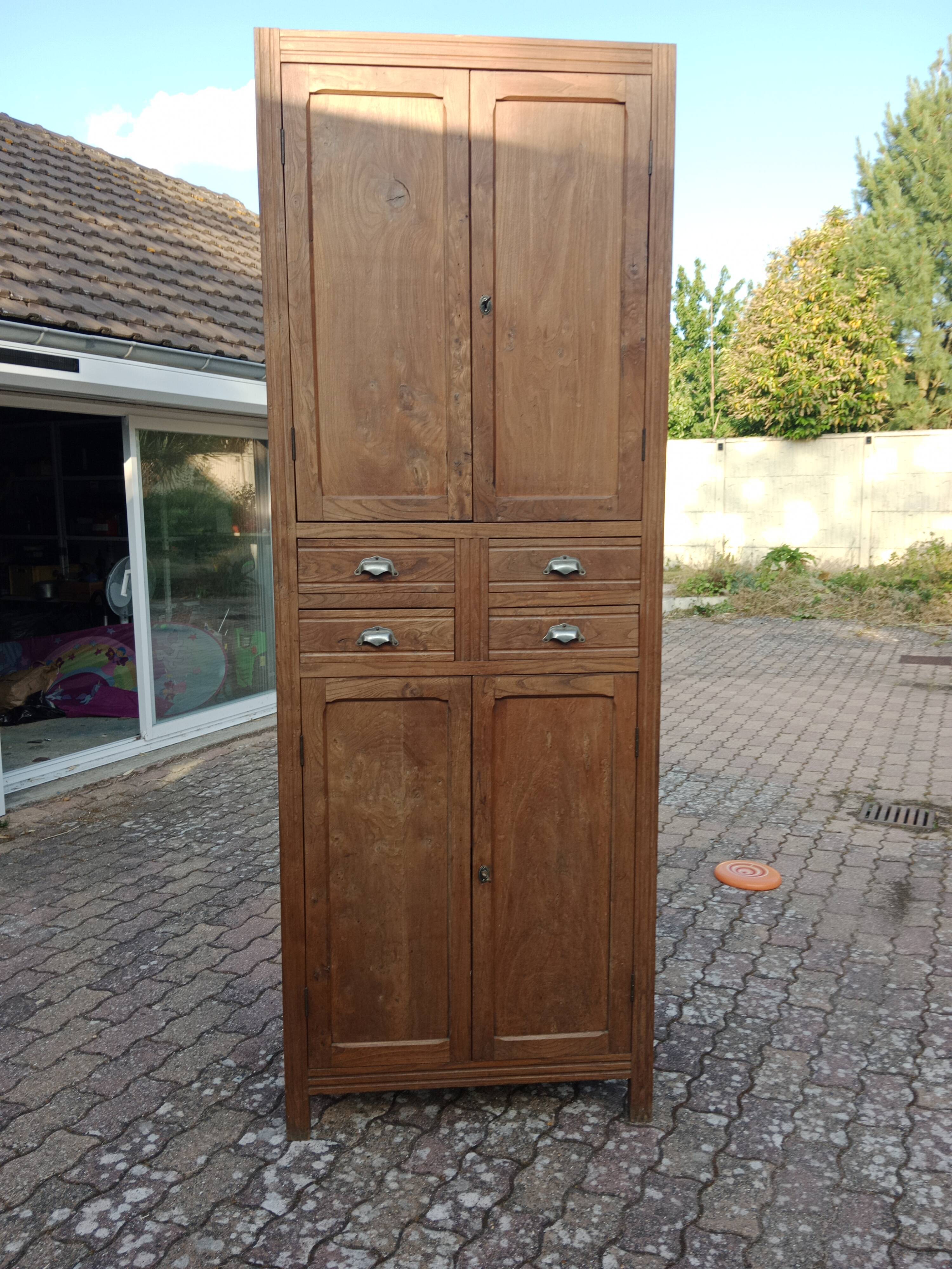 Parisian wardrobe trade furniture