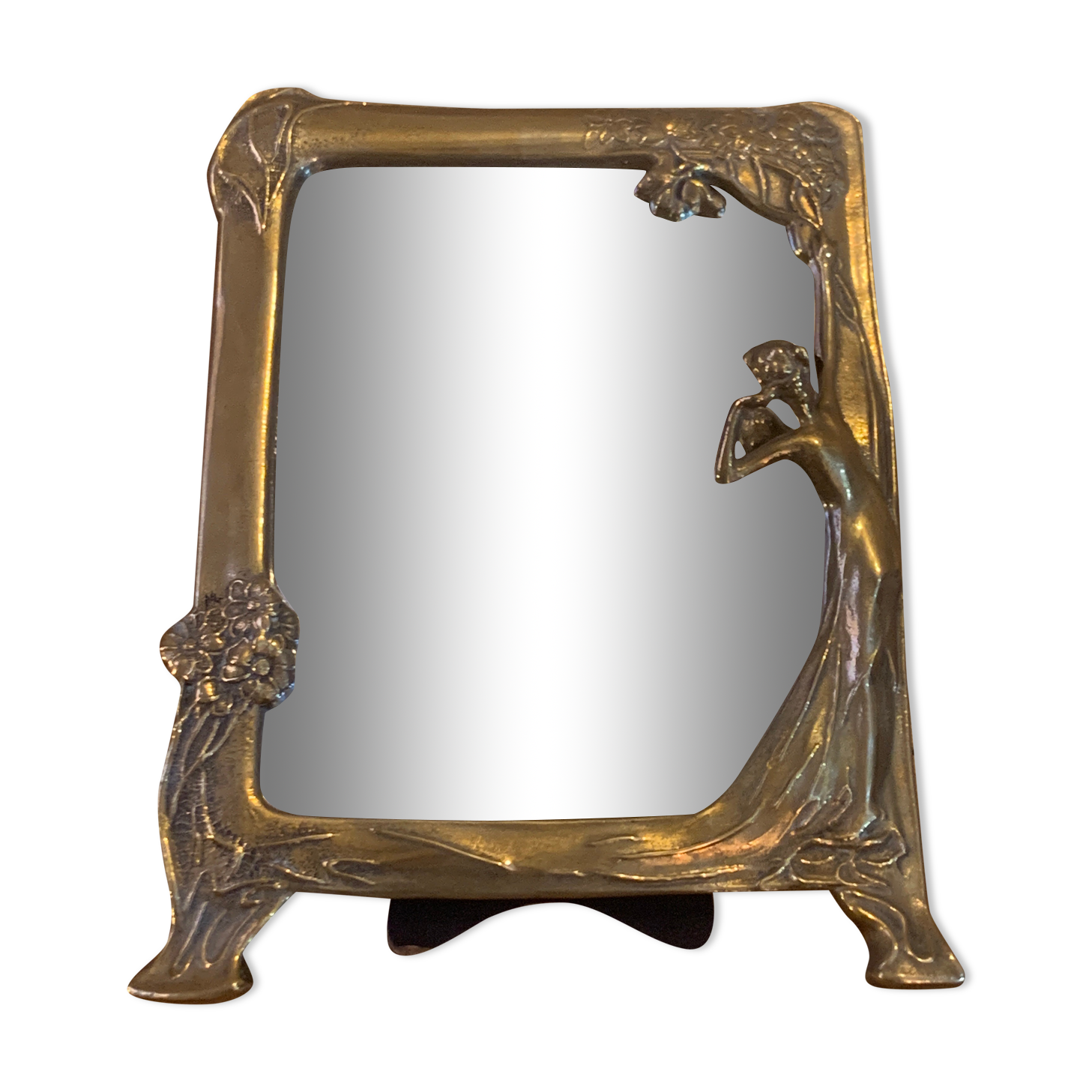 Mirror to install brass frame