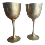 Verres à pied en métal doré