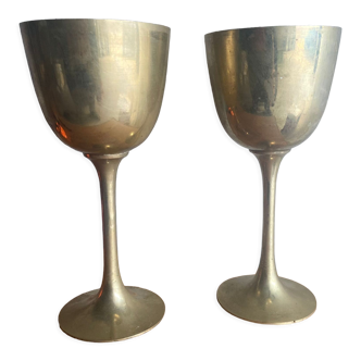 Gilded metal stemmed glasses