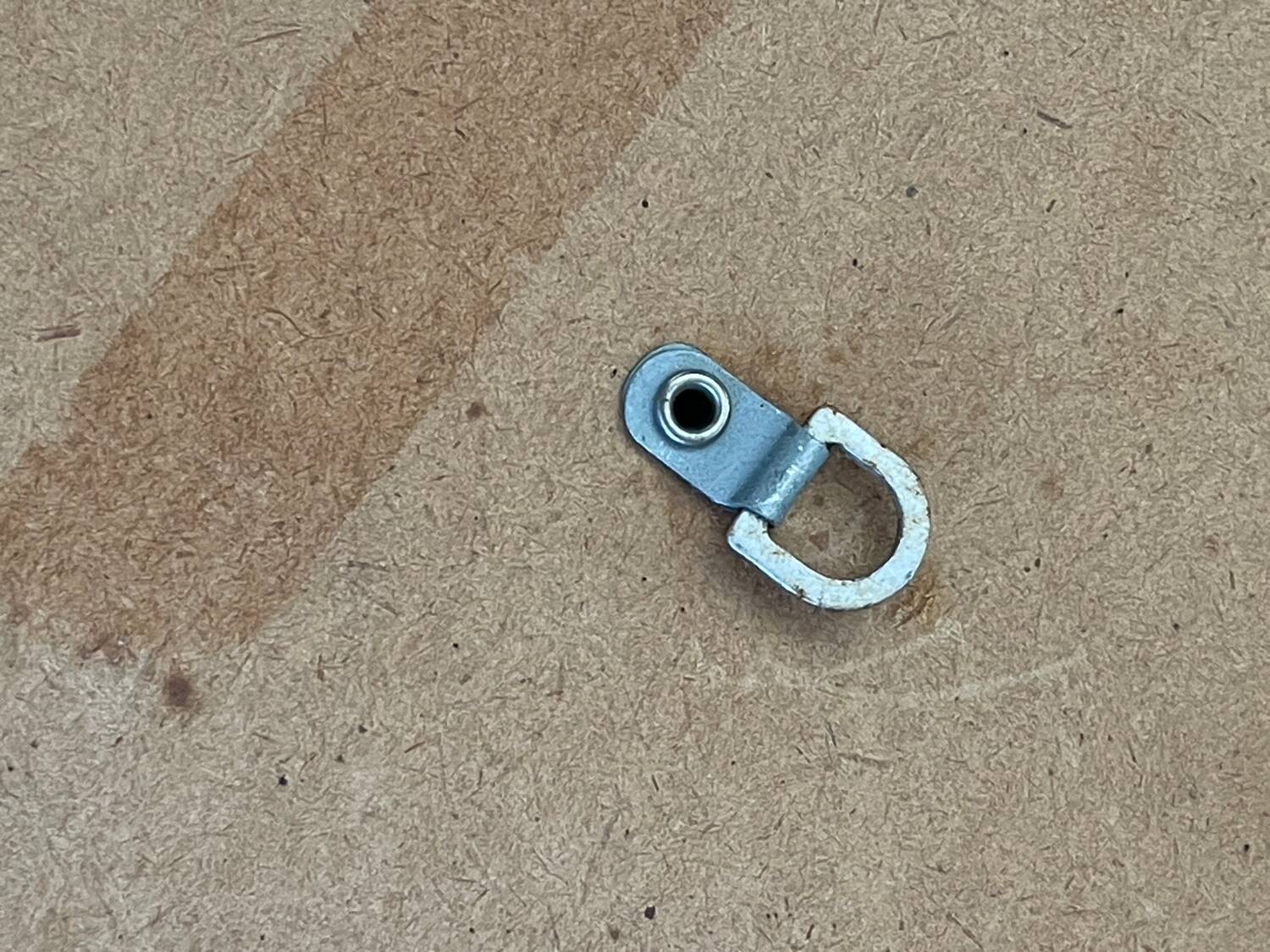 Oval mirror in carved wood