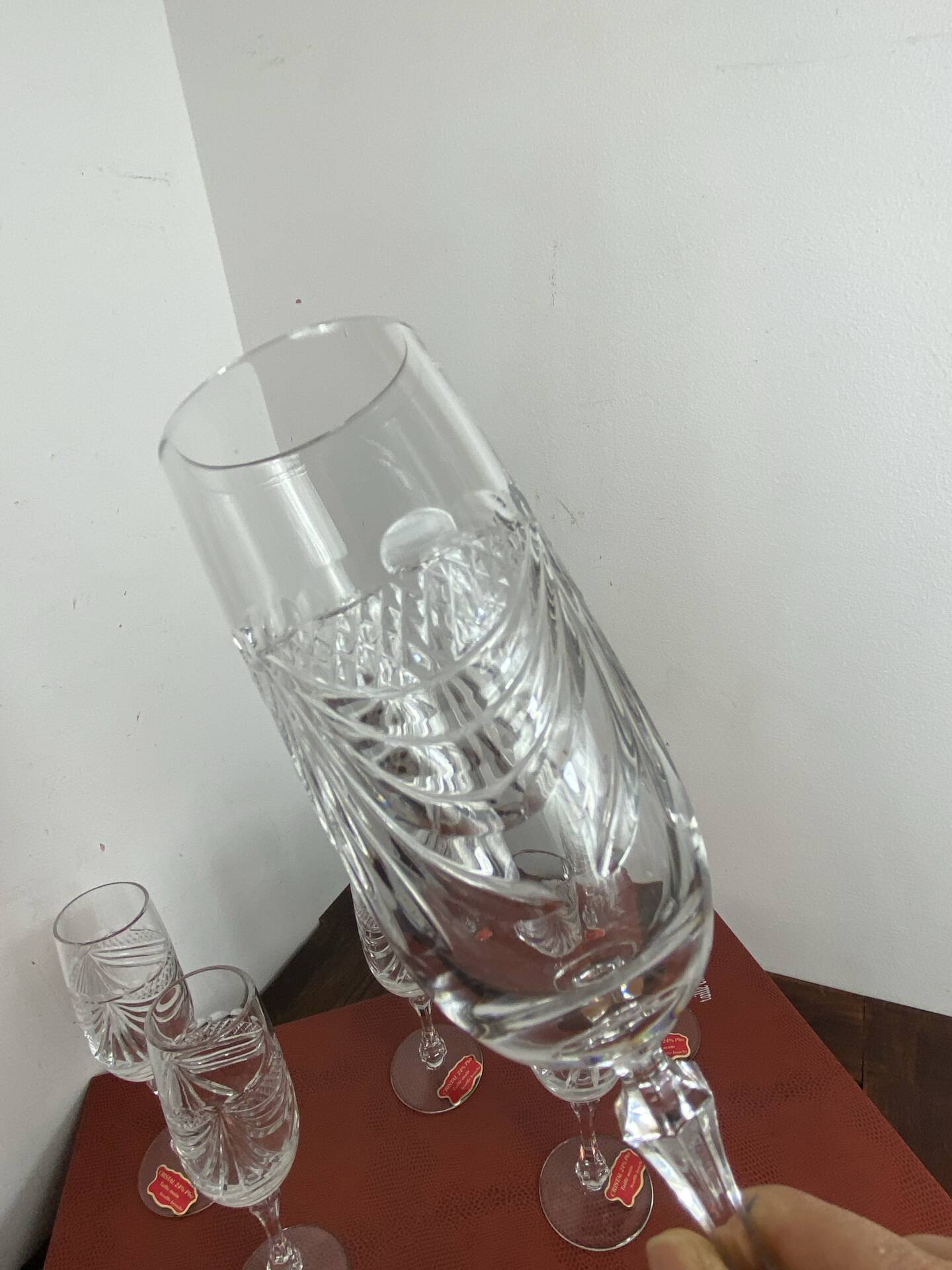 Champagne flutes, cut crystal from Lorraine, with original box.