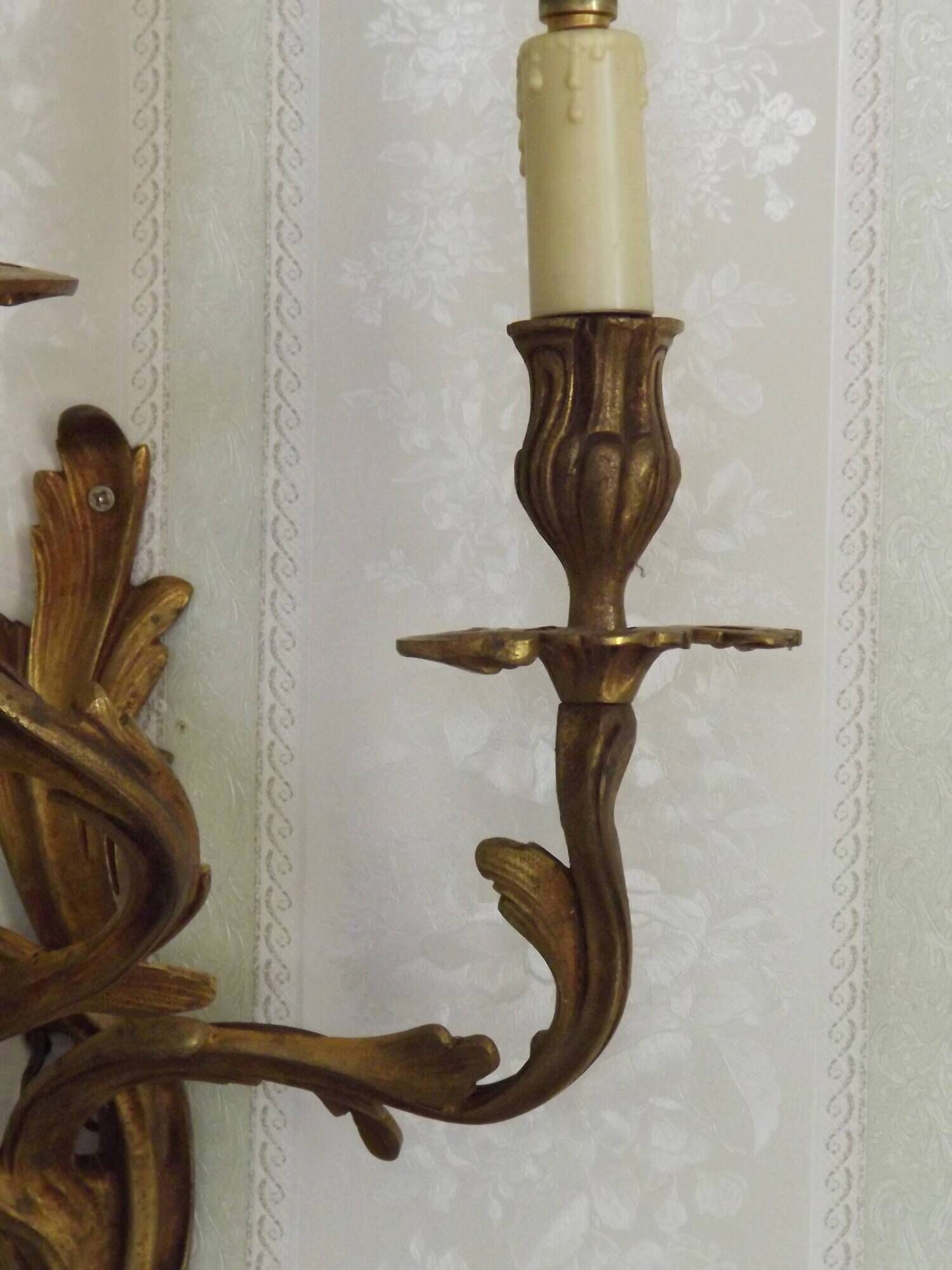Magnificent French Vintage Bronze Triple Light Acanthus Leaf Wall Sconce 4798