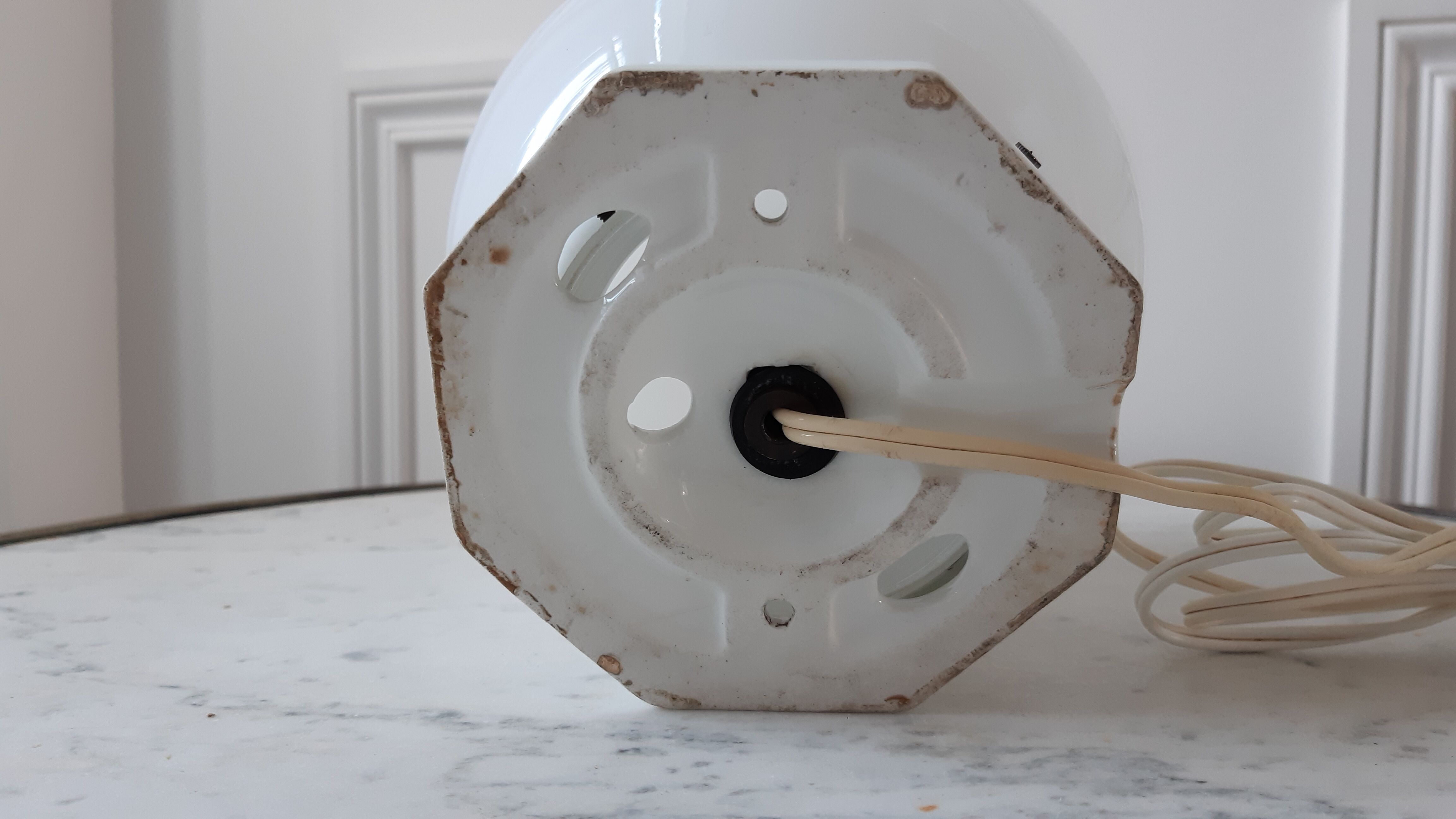 Table lamp ball in opaline and foot porcelain art deco