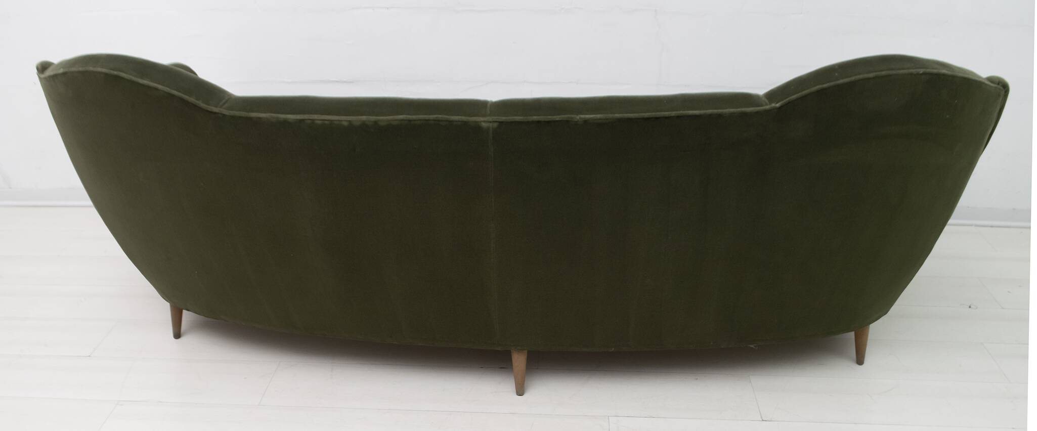 Mid-Century Modern Italian Velvet Curved Sofa, 1950s
