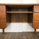 Bureau vintage en bois foncé