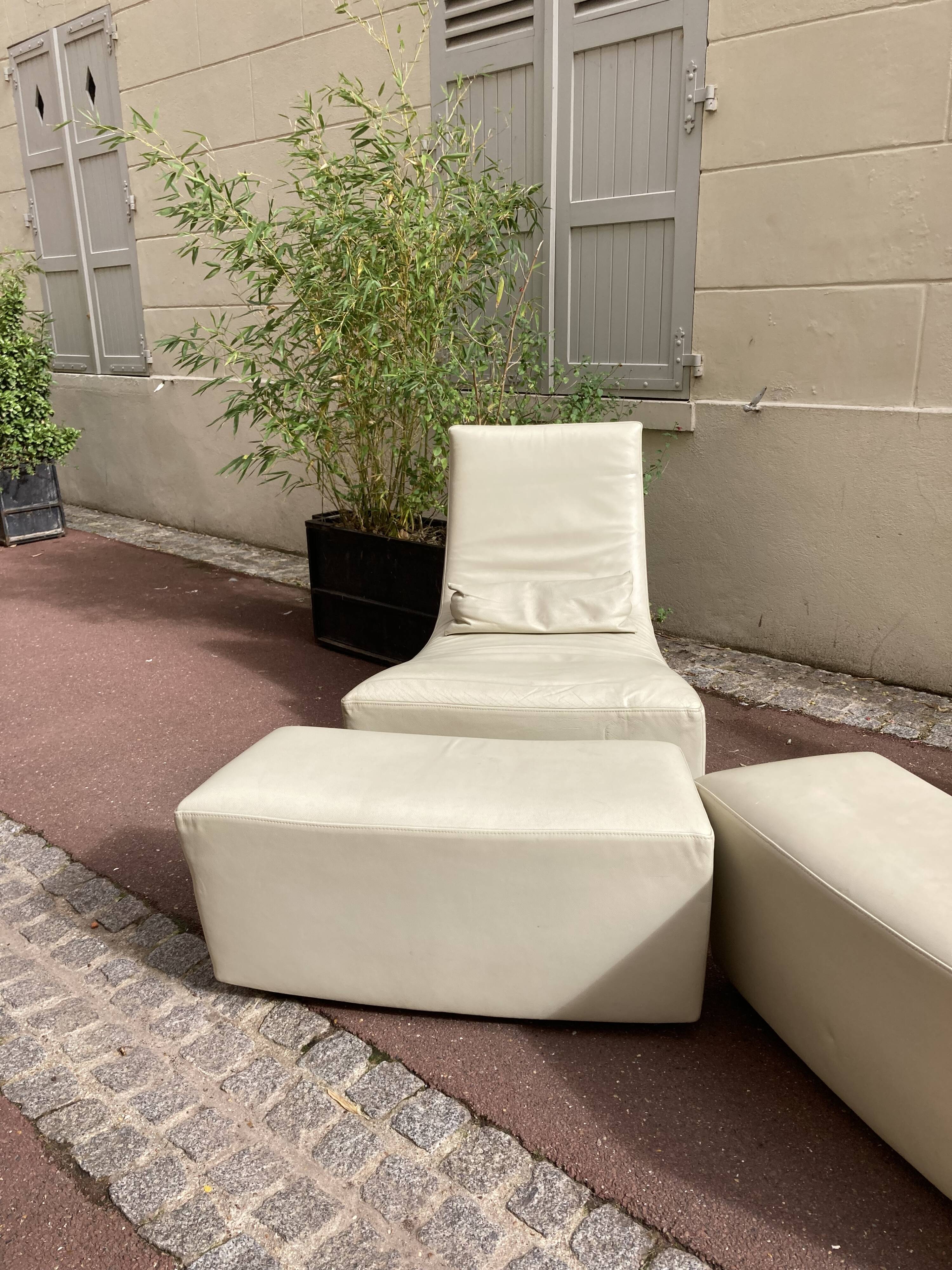 Pair of Armchairs and Footrest Rocking chair Roset Line