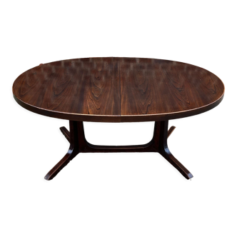 Baumann design oval dining table