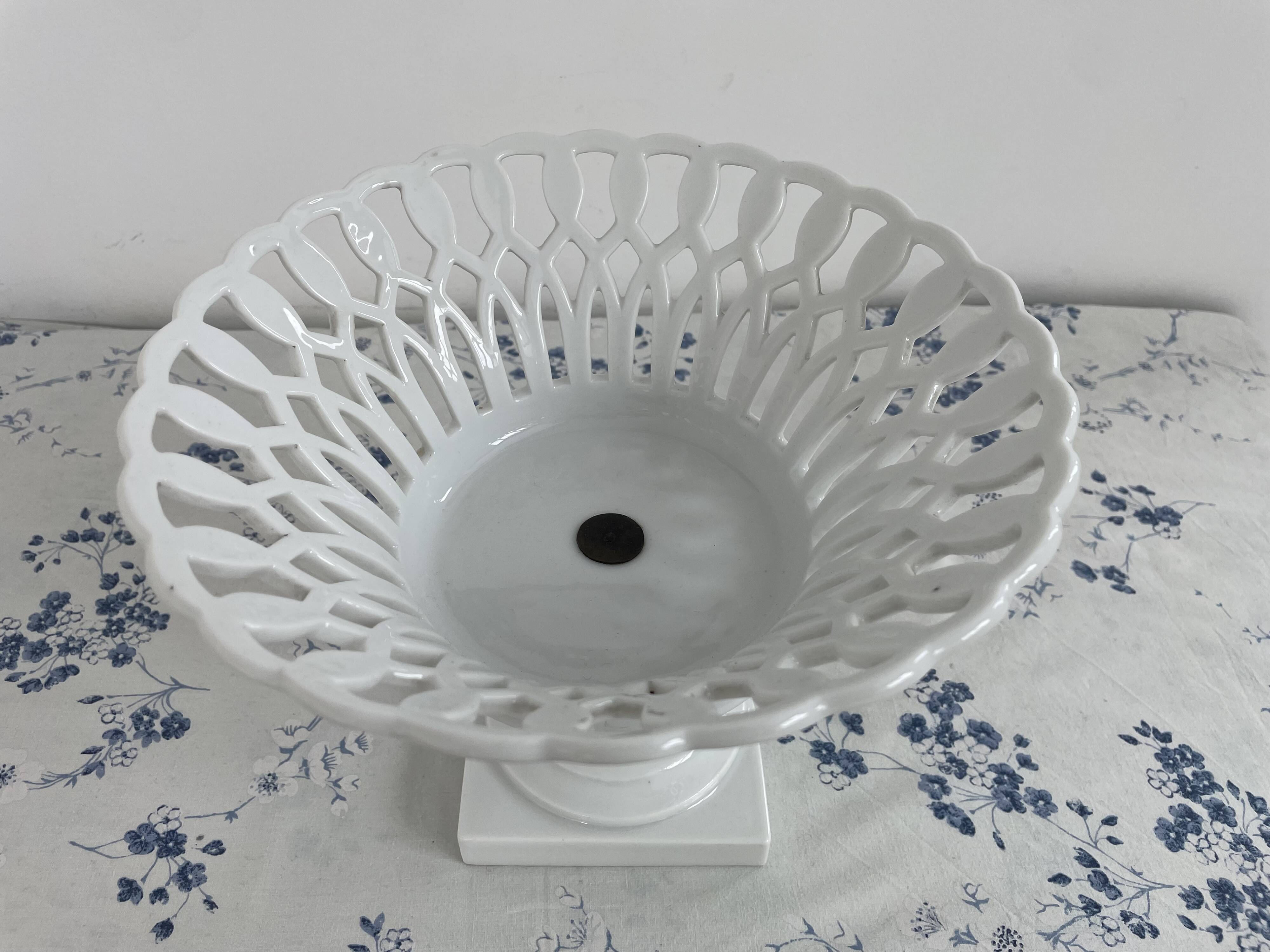 Navette Cup, footed cup, late 19th century, Empire Style, Porcelain